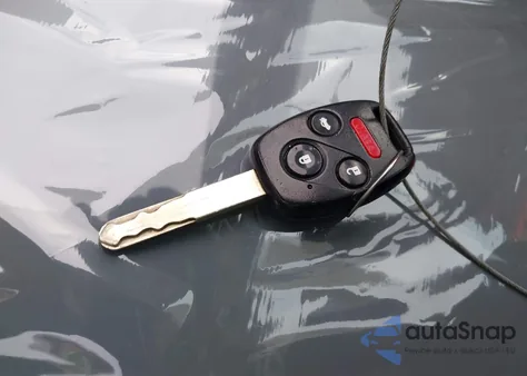 2006 Honda Accord 3.0 Ex из США, поврежденный, VIN 1HGCM66866A033607